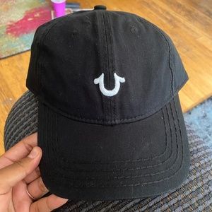 Logo Hat